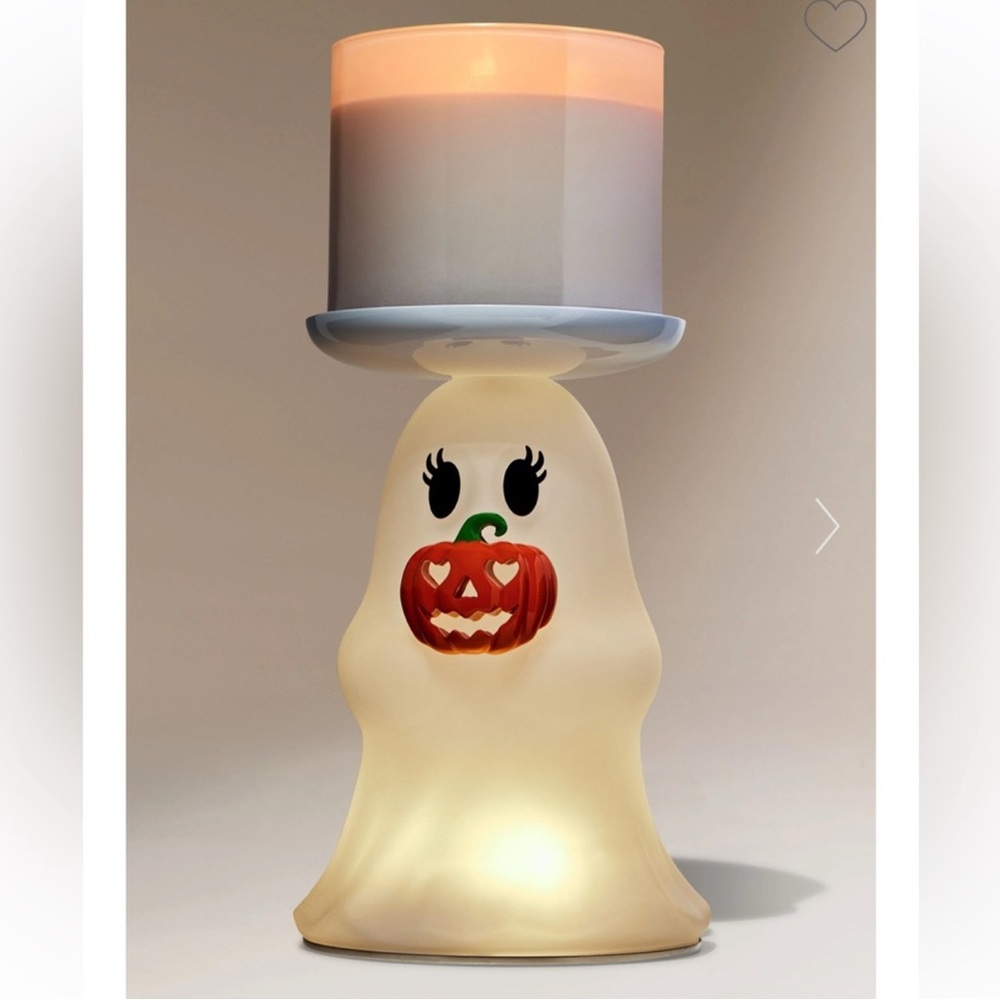 BATH & BODY WORKS Light-Up Ghost Jack-O'-Lantern Pedestal 3-Wick
Candle Holder